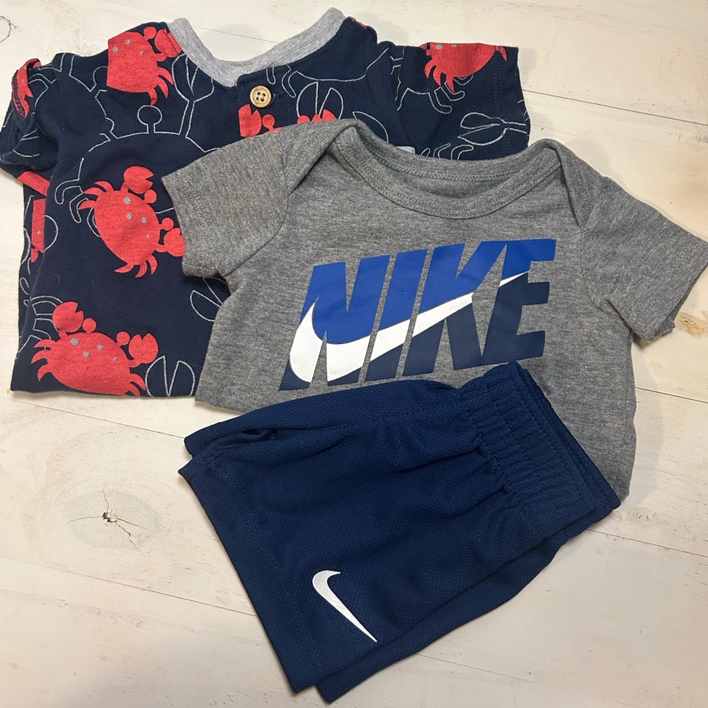 🌟🌟 Infant baby boy Nike bundle 3 month/3-6 months. Shorts, body suit & romper